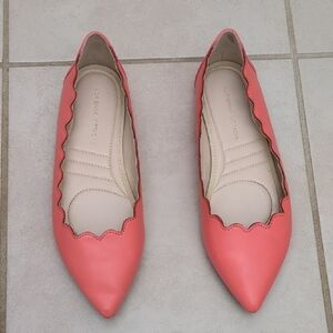 Adrienne Vittadini Salmon Colored Scalloped Pointy Toe Flats